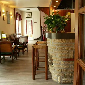 https://le-relais-du-pont-de-rhodes.midi-pyreneeshotels.com
